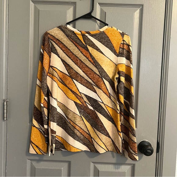 Simply Art by Dolcezza Abstract Long Sleeve Top - Picture 3 of 4